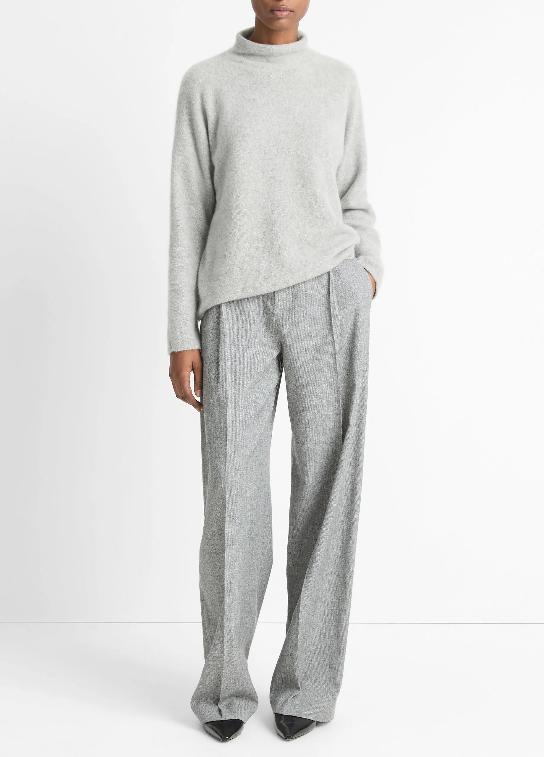 Cashmere Boxy Turtleneck Sweater