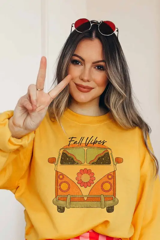 FALL VIBES SWEATSHIRT PLUS SIZE