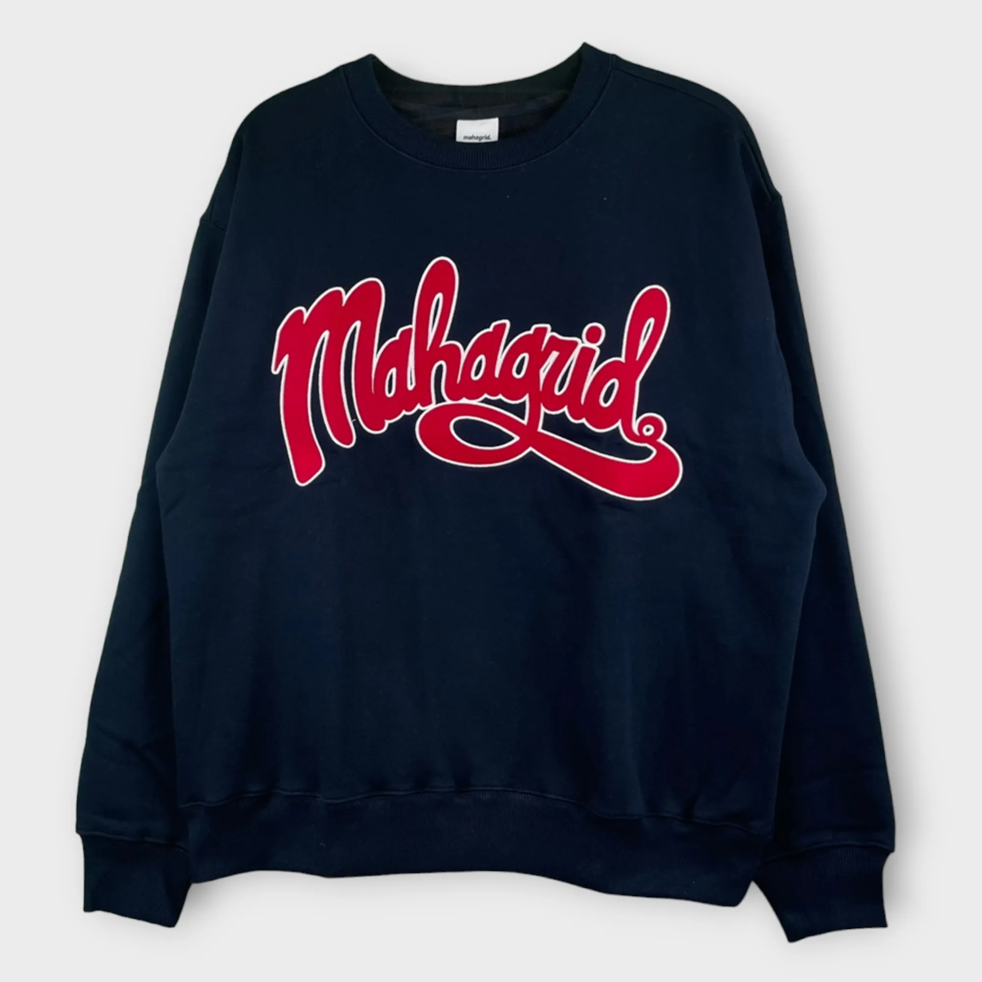 mahagrid  |[ MAHAGRID]★CURVED LOGO SWEATSHIRT